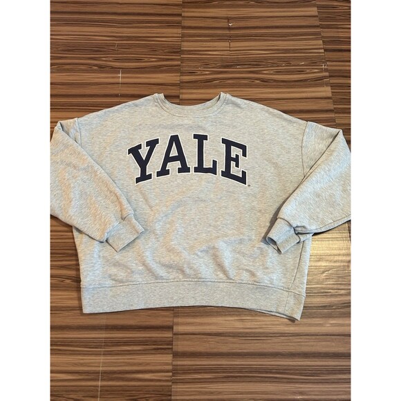 Womens Yale University Crewneck Sweatshirt Gray size Medium - Picture 1 of 5